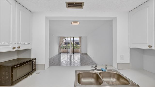 1850 Homewood Blvd 5010, Delray Beach, FL 33445