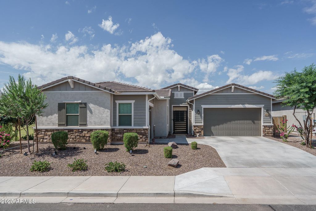 5134 N 185TH Lane, Litchfield Park, AZ 85340