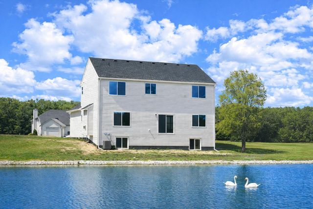 7177 Belle Pointe Drive, Belleville, MI 48111