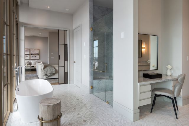 4205 Buena Vista Street 501, Dallas, TX 75205