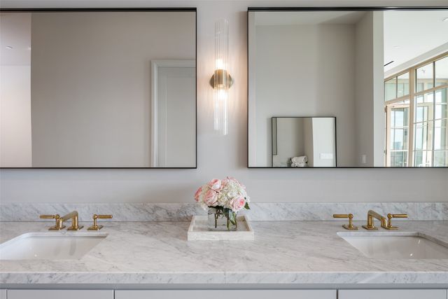 4205 Buena Vista Street 501, Dallas, TX 75205