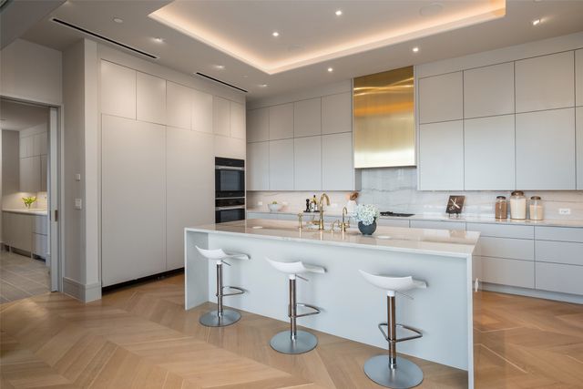 4205 Buena Vista Street 501, Dallas, TX 75205