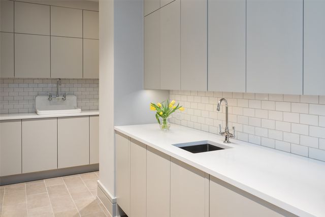 4205 Buena Vista Street 501, Dallas, TX 75205