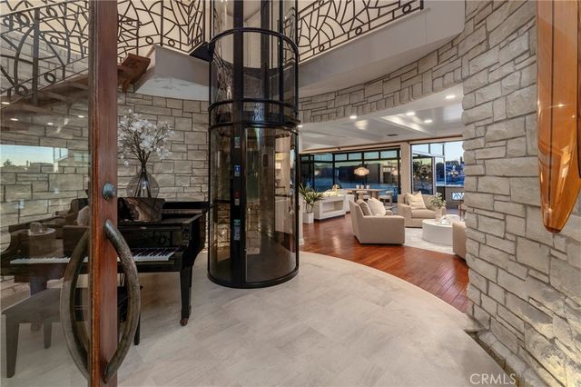 16631 Carousel, Huntington Beach, CA 92649