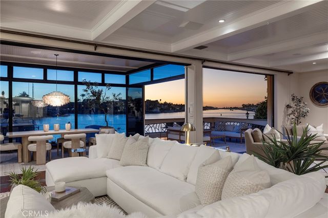 16631 Carousel, Huntington Beach, CA 92649