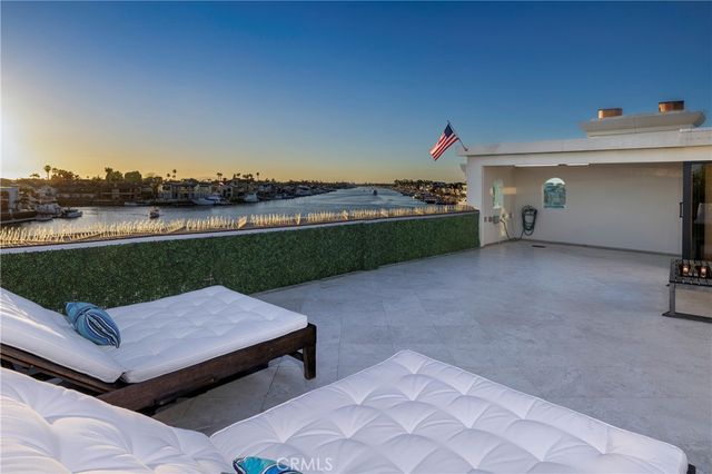 16631 Carousel, Huntington Beach, CA 92649