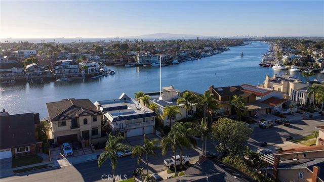 16631 Carousel, Huntington Beach, CA 92649