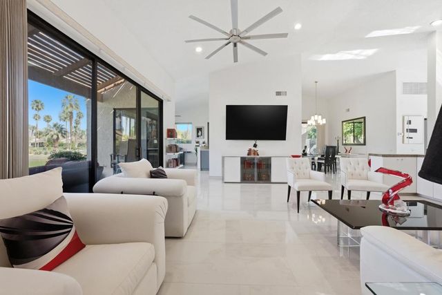 10202 Sunningdale Drive, Rancho Mirage, CA 92270