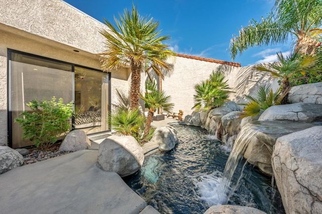 10202 Sunningdale Drive, Rancho Mirage, CA 92270