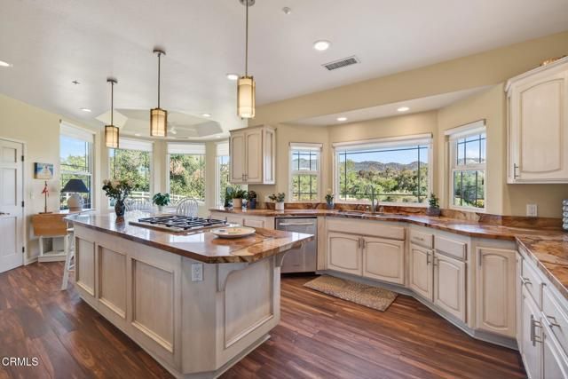 10995 Alto Court, Oak View, CA 93022