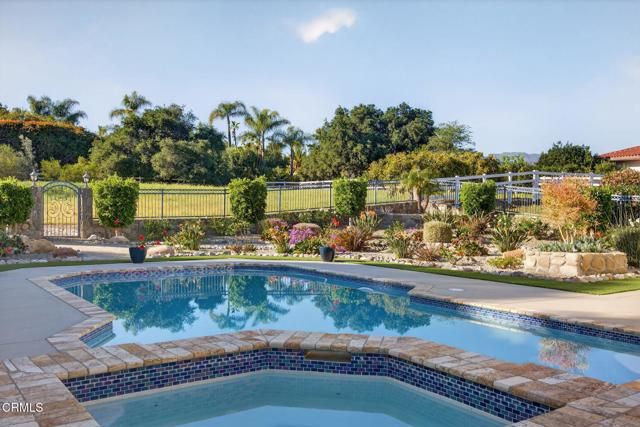 10995 Alto Court, Oak View, CA 93022