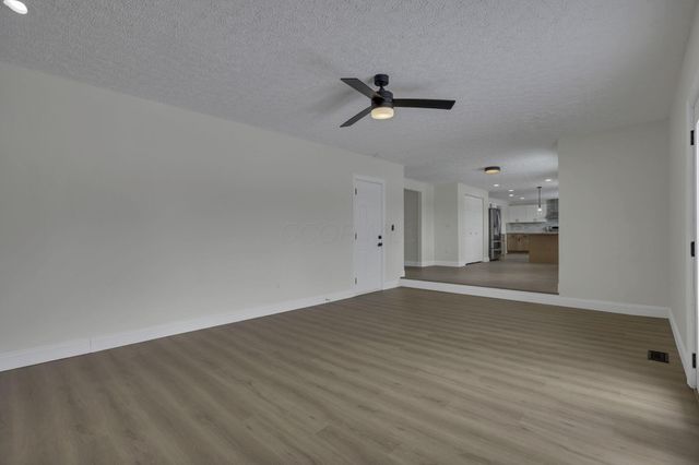 5273 Hayes Road, Groveport, OH 43125