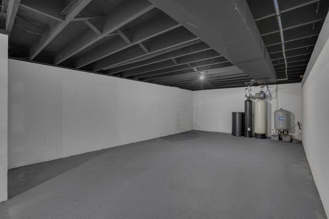 5273 Hayes Road, Groveport, OH 43125