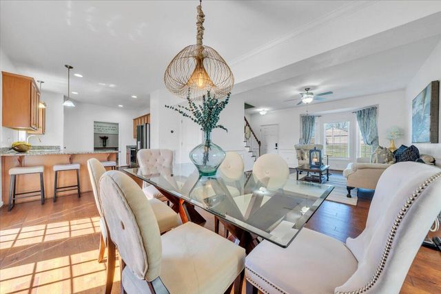 3230 Clearview DR, Roanoke, VA 24018
