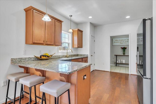 3230 Clearview DR, Roanoke, VA 24018