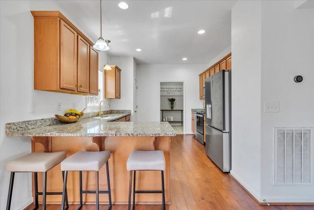 3230 Clearview DR, Roanoke, VA 24018