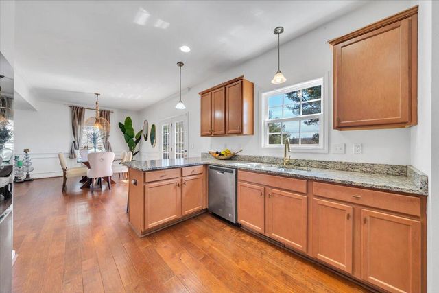 3230 Clearview DR, Roanoke, VA 24018