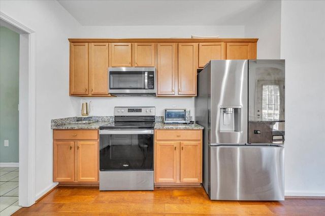 3230 Clearview DR, Roanoke, VA 24018