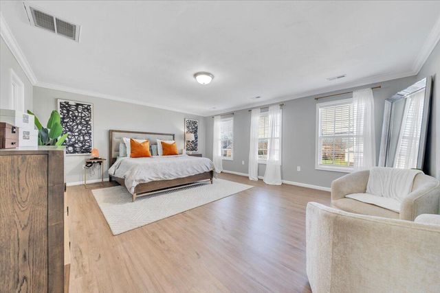 3230 Clearview DR, Roanoke, VA 24018