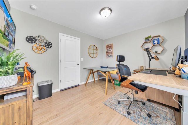 3230 Clearview DR, Roanoke, VA 24018