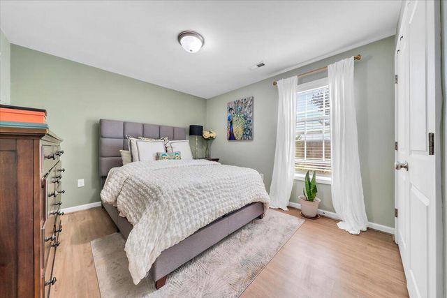 3230 Clearview DR, Roanoke, VA 24018