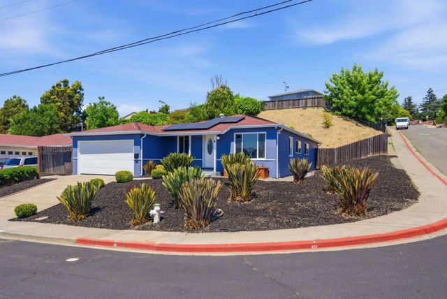 2793 Ruff Court, Pinole, CA 94564