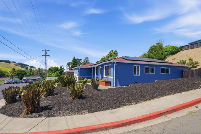 2793 Ruff Court, Pinole, CA 94564