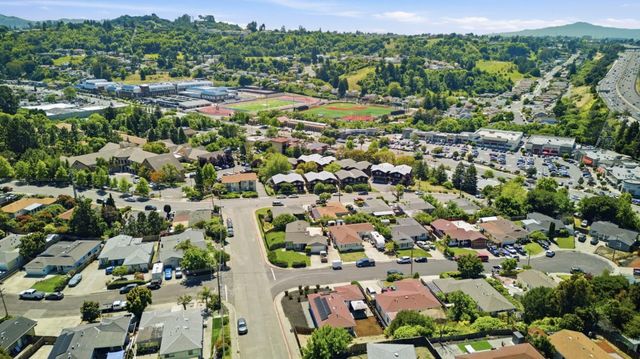 2793 Ruff Court, Pinole, CA 94564