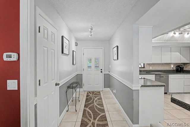2222 S Bolton Avenue, Homosassa, FL 34448