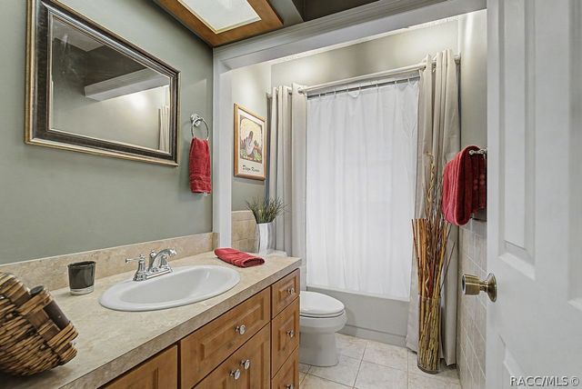 2222 S Bolton Avenue, Homosassa, FL 34448