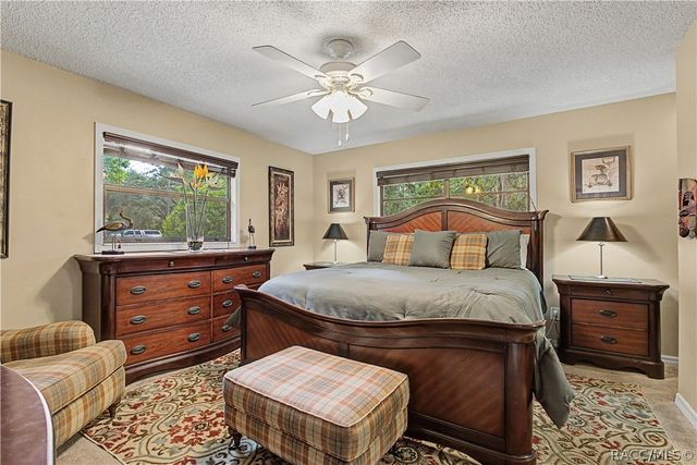 2222 S Bolton Avenue, Homosassa, FL 34448