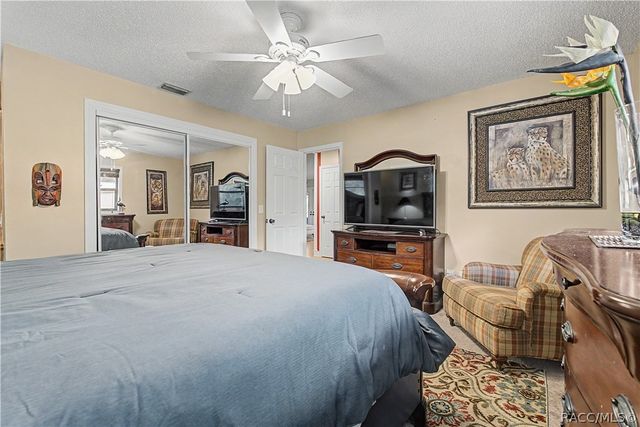 2222 S Bolton Avenue, Homosassa, FL 34448
