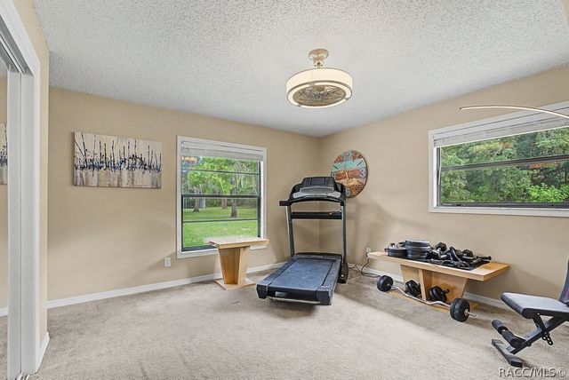 2222 S Bolton Avenue, Homosassa, FL 34448