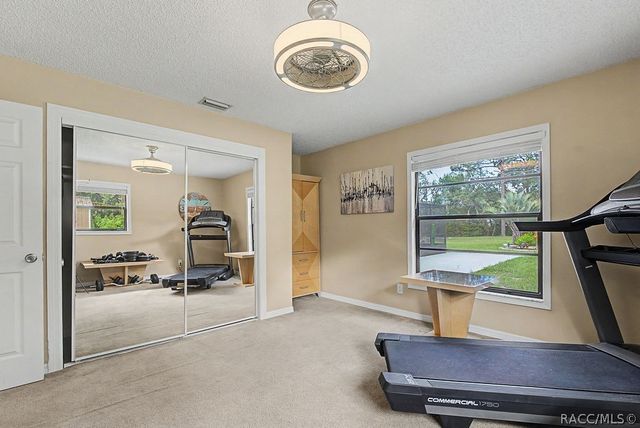 2222 S Bolton Avenue, Homosassa, FL 34448
