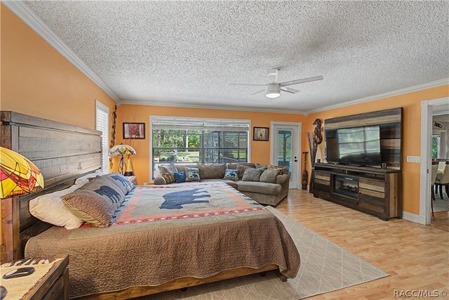 2222 S Bolton Avenue, Homosassa, FL 34448