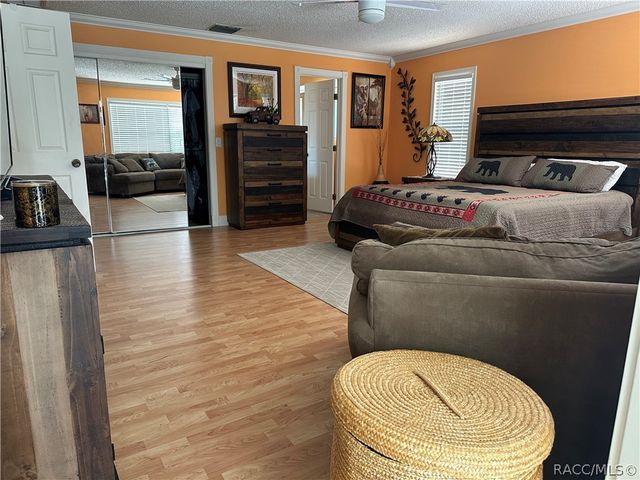 2222 S Bolton Avenue, Homosassa, FL 34448