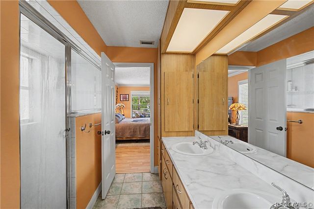 2222 S Bolton Avenue, Homosassa, FL 34448