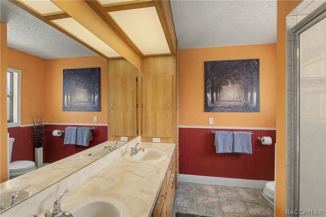 2222 S Bolton Avenue, Homosassa, FL 34448