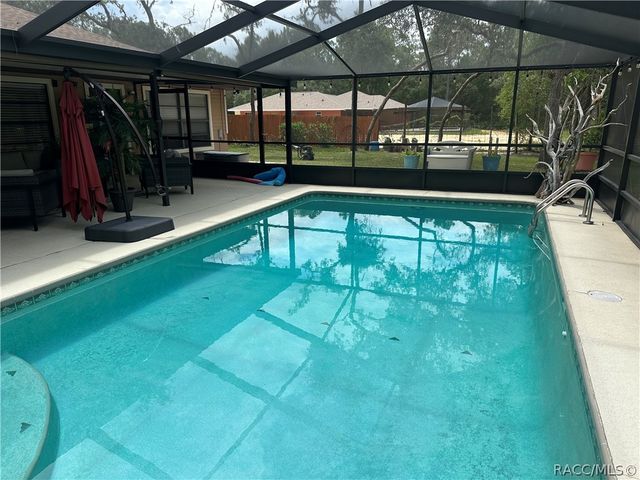 2222 S Bolton Avenue, Homosassa, FL 34448
