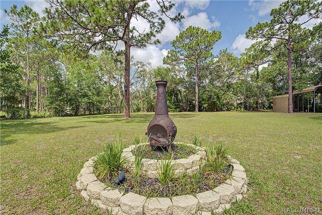 2222 S Bolton Avenue, Homosassa, FL 34448