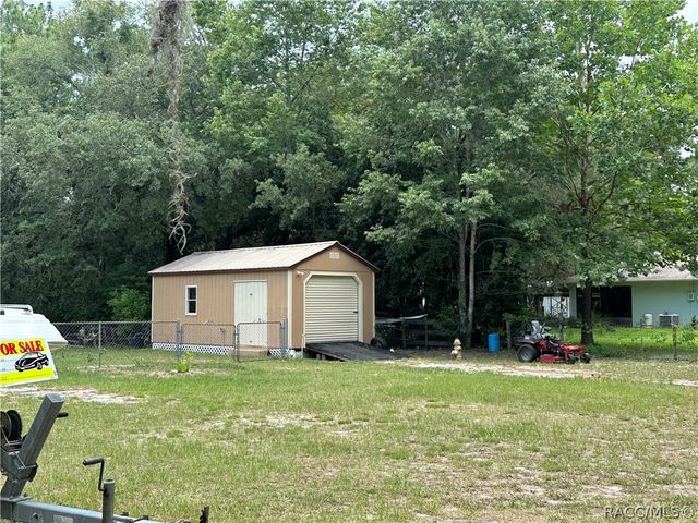 2222 S Bolton Avenue, Homosassa, FL 34448