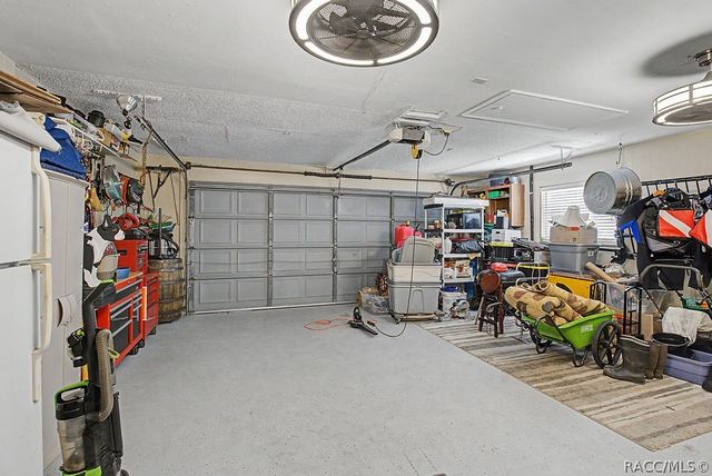 2222 S Bolton Avenue, Homosassa, FL 34448