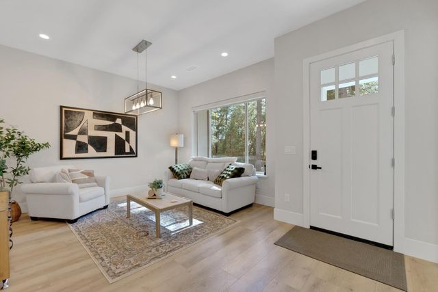6107 Oakley Lane, Foresthill, CA 95631