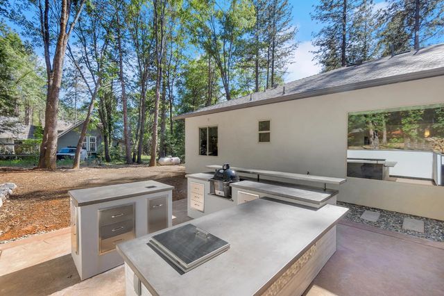 6107 Oakley Lane, Foresthill, CA 95631