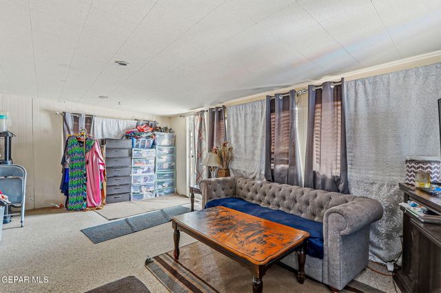 5448 Edmonton Avenue, El Paso, TX 79924