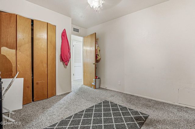 5448 Edmonton Avenue, El Paso, TX 79924