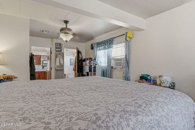5448 Edmonton Avenue, El Paso, TX 79924