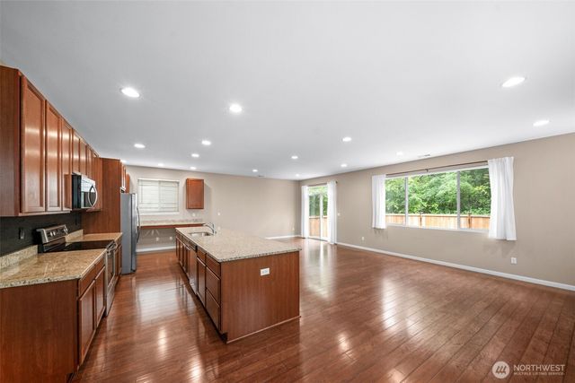3952 Campus Willows Loop NE, Lacey, WA 98516