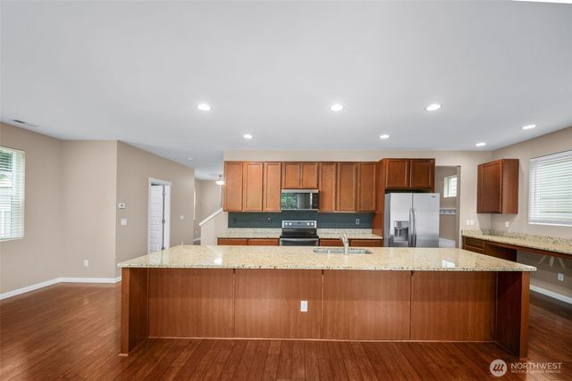3952 Campus Willows Loop NE, Lacey, WA 98516