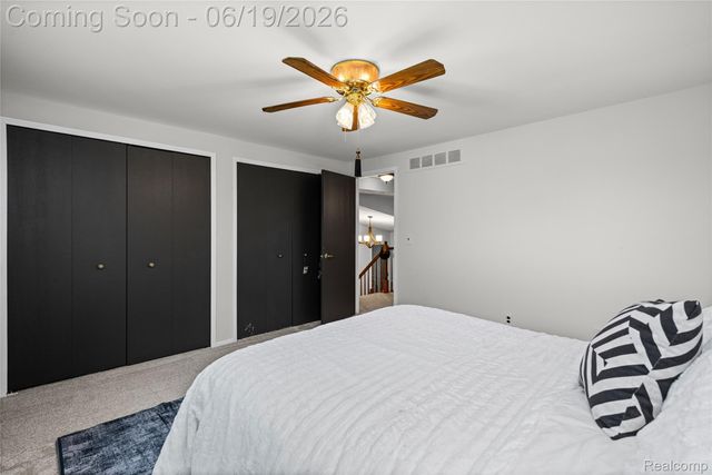 3433 Dobbin Drive, Sterling Heights, MI 48310